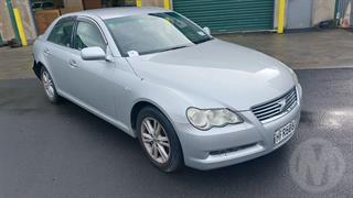 2005 Toyota Markx Sedan Photo