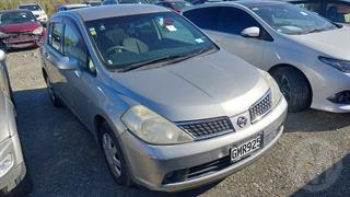 2005 Nissan Tiida Hatch Photo