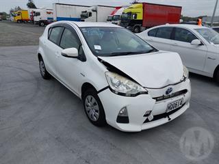 2014 Toyota Aqua Hatch Photo