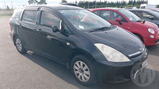 2004 Toyota Wish Station Wagon Photo