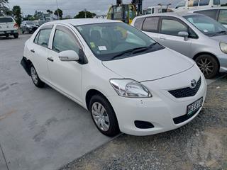 2009 Toyota Belta Sedan Photo