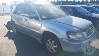 2002 Subaru Forester Station Wagon Photo