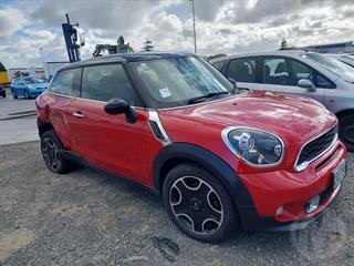 2013 BMW Mini Cooper Paceman Hatch Photo