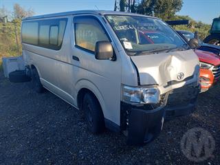 2014 Toyota Hiace Van Photo