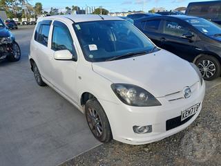 2007 Mazda Demio 1500 Hatch Photo
