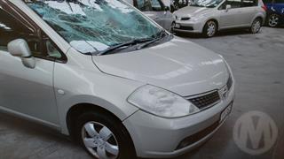 2006 Nissan Tiida Hatch Photo