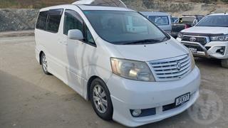 2004 Toyota Alphard Station Wagon Photo