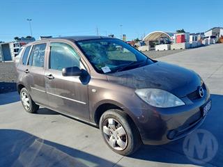 2005 Mazda Demio Hatch Photo