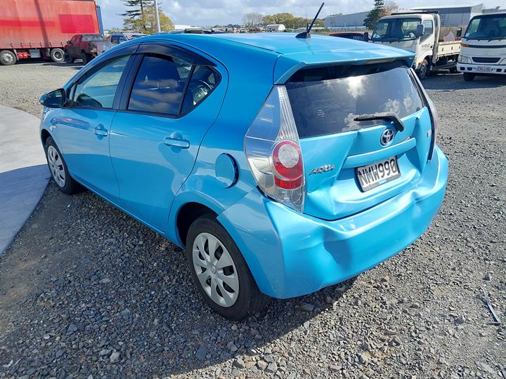 Lazy Owl Image