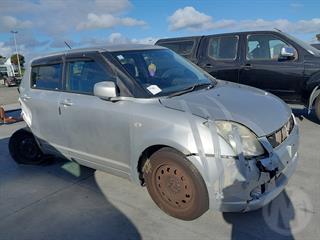 2005 Suzuki Swift Hatch Photo