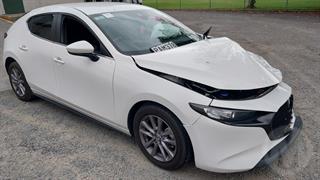2022 Mazda MAZDA3 GSX 2.0P/6AT Hatch Photo