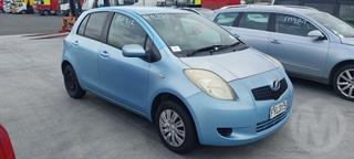 2006 Toyota Vitz Hatch Photo