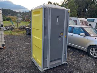 Form It Porta LOO NA Photo