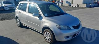 2005 Mazda Demio Hatch Photo