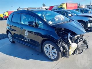 2011 Honda fit Hybrid Hatch Photo