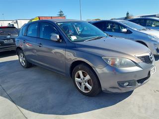 2006 Mazda Axela Hatch Photo