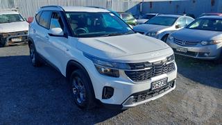 2025 Kia Seltos LX 2.0P/IV Station Wagon Photo