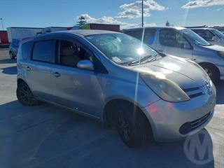 2005 Nissan Note Hatch Photo
