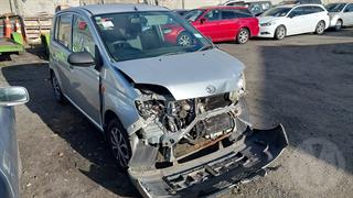 2005 Daihatsu Charade 1.0P Hatch 5 4A Hatch Photo