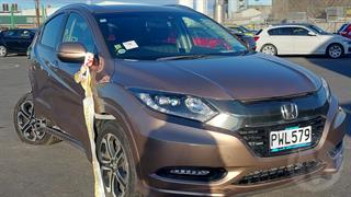 2016 Honda Vezel Hybrid Station Wagon Photo