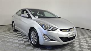 2015 Hyundai Elantra 1.8 4D Sedan Photo