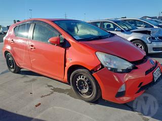2013 Toyota Aqua Hybrid Hatch Photo