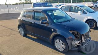 2005 Suzuki Swift Hatch Photo