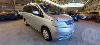2007 Nissan Serena Station Wagon Photo