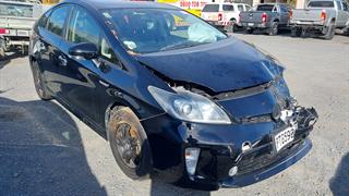 2013 Toyota Prius Hybrid Hatch Photo