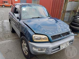 1998 Toyota RAV4 Station Wagon Photo