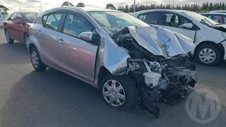 2015 Toyota Aqua Hatch Photo