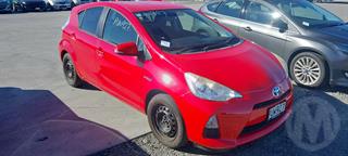 2013 Toyota Aqua Hatch Photo