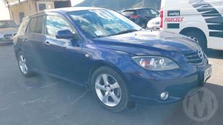 2005 Mazda Axela Hatch Photo