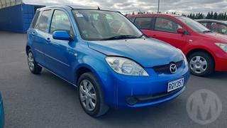 2006 Mazda Demio Hatch Photo