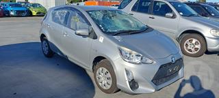 2015 Toyota Aqua Hatch Photo
