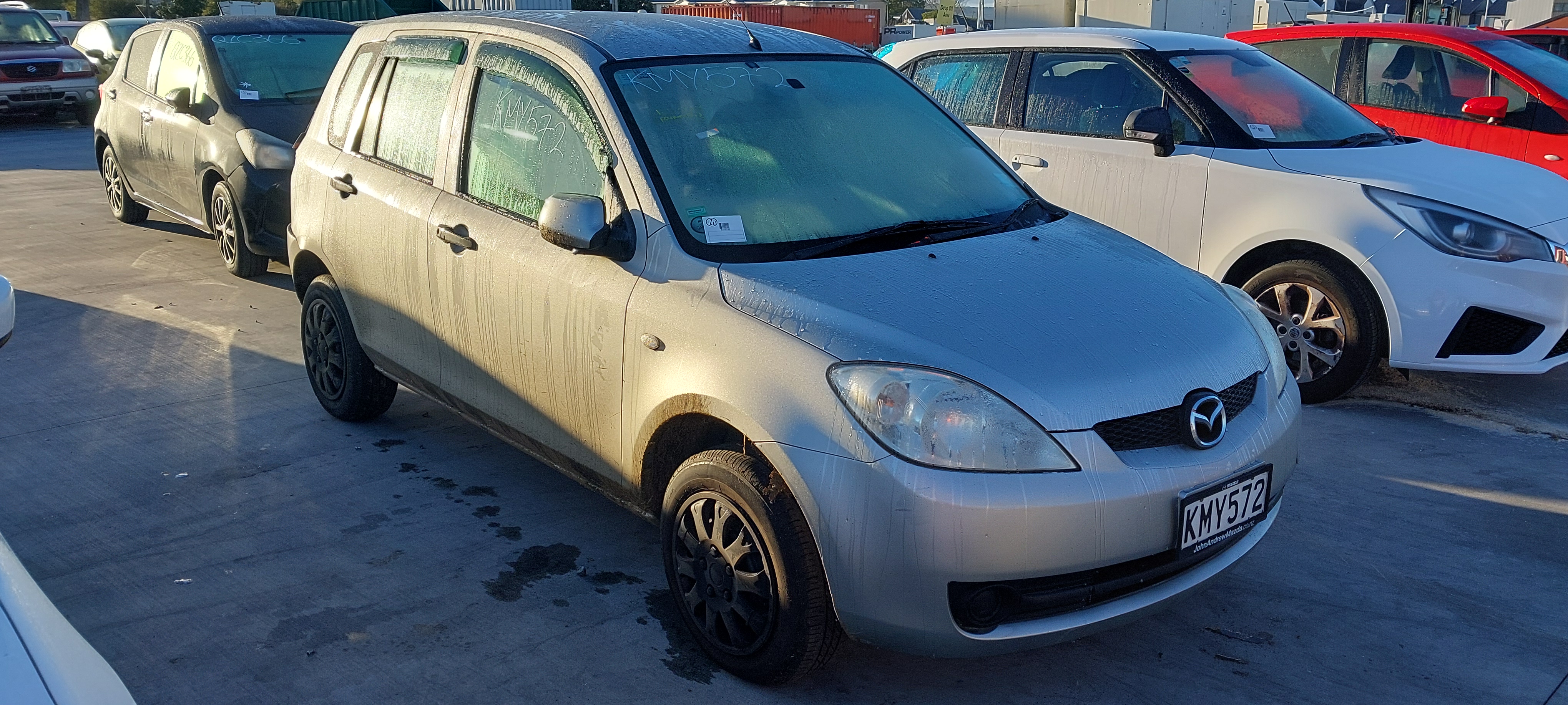 2005 Mazda Demio Hatch Photo