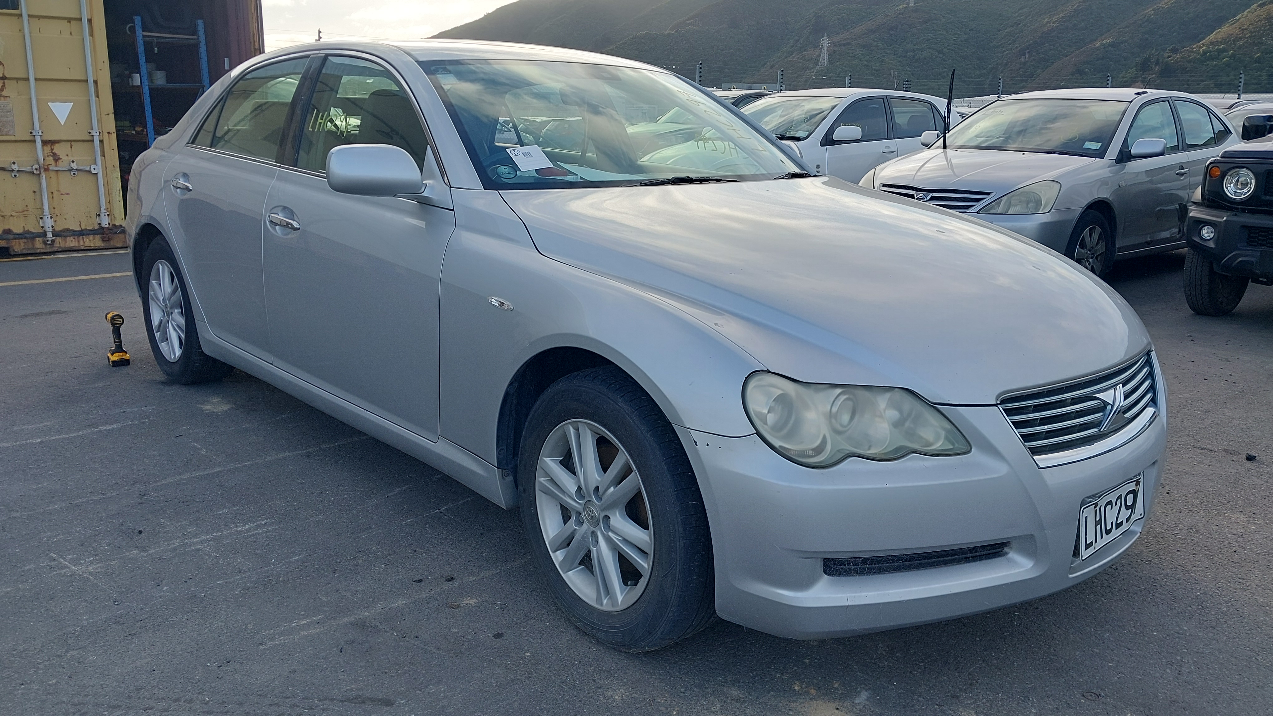 2006 Toyota Markx Sedan Photo