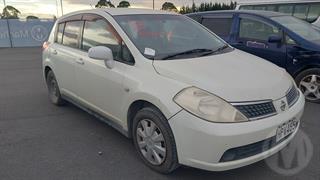 2005 Nissan Tiida Hatch Photo