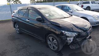 2015 Honda Grace Hatch Photo