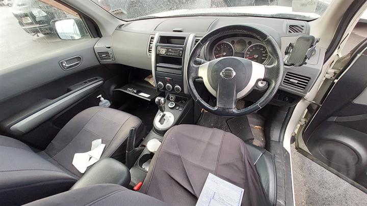 Lazy Owl Image