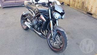 2017 Triumph Street Triple RS HD6 Motorcycle Photo