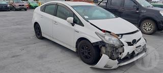 2013 Toyota Prius Hybrid Hatch Photo