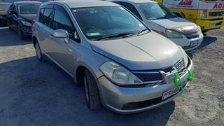 2006 Nissan Tiida Hatch Photo