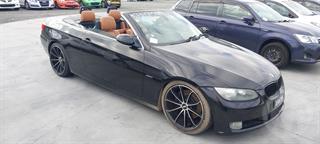2009 BMW 335i Coupé Photo