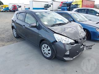 2012 Toyota Aqua Hybrid Hatch Photo