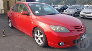 2005 Mazda Axela Hatch Photo