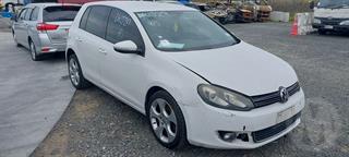 2009 Volkswagen Golf Hatch Photo
