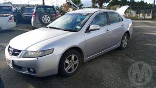 2005 Honda Accord Hatch Photo