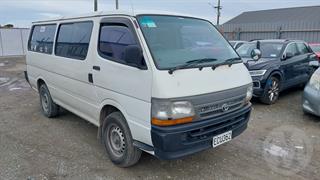 2002 Toyota Hiace Panel Van Photo