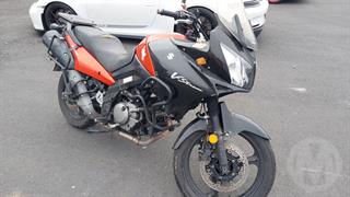 2011 Suzuki DL650 V-strom 650 Motorcycle Photo